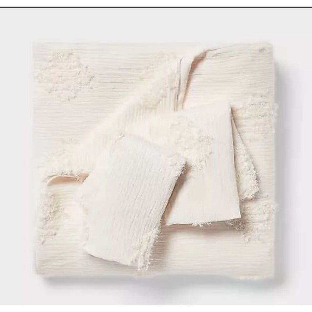Threshold Cream TwinXL Diamond Tufted Bed Duvet Cover Set